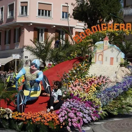 Villa Lavish Seaside With Stunning Panoramic Views Sanremo