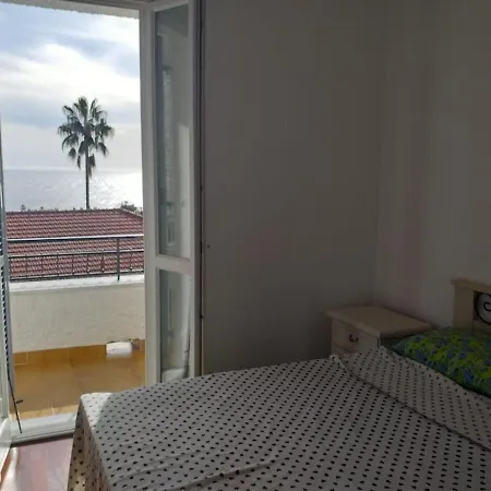 Villa Lavish Seaside With Stunning Panoramic Views *