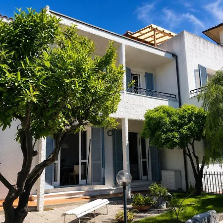 Lavish Seaside With Garden And Stunning Views Villa Sanremo